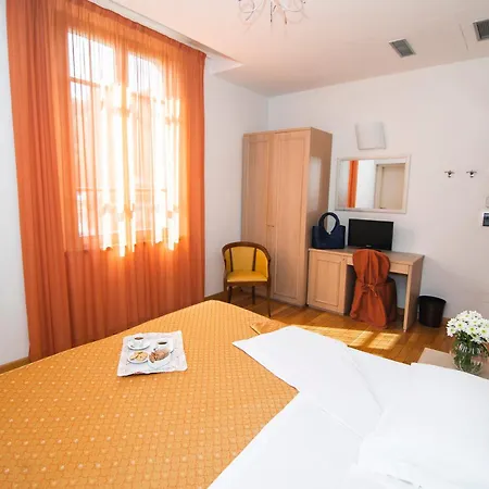 La Colonna Hotell 3*