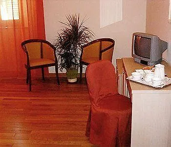 La Colonna Hotel 3*
