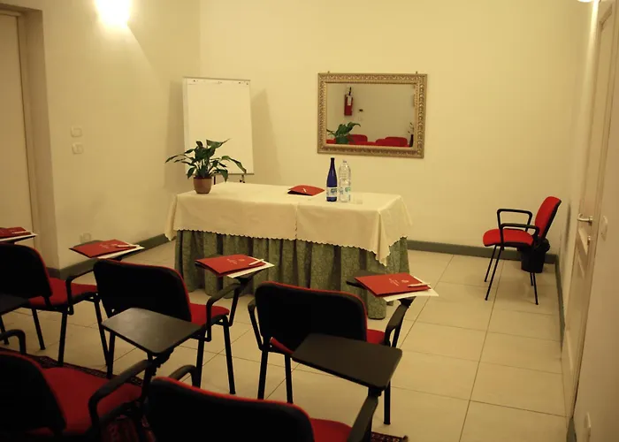 La Colonna Готель