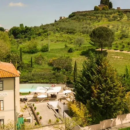 La Colonna سيينا