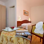 La Colonna Hotel