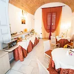 Hotel La Colonna 3*